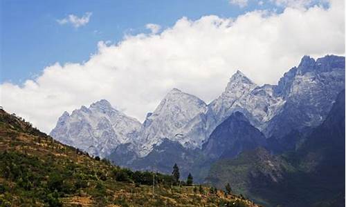 云南香格里拉景点介绍视频_云南香格里拉景点介绍